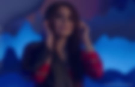 anushka sharma red kurti in breakup song