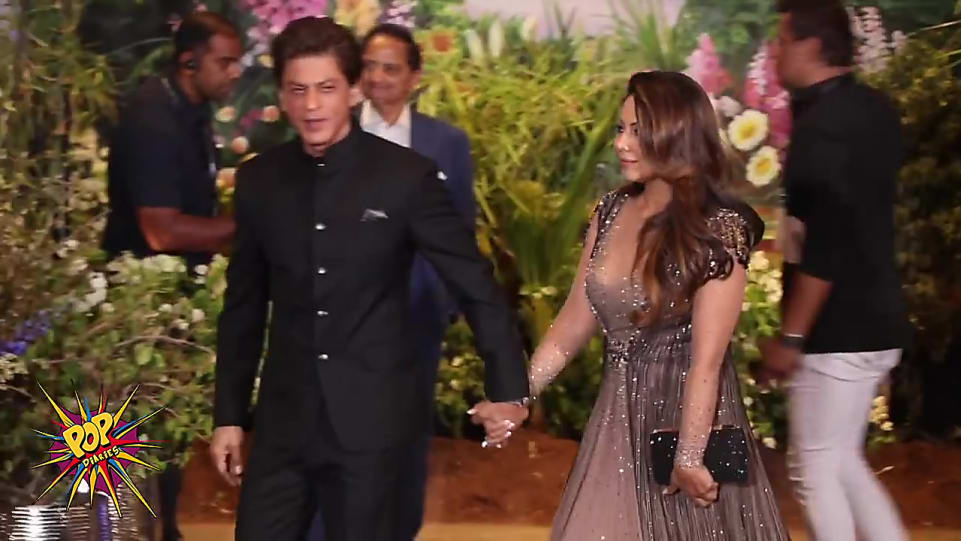 Shah Rukh Khan Black Suits Look Grand Wedding Reception Style