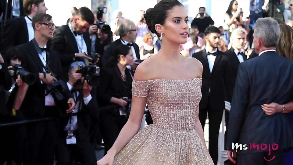 Alex DeLeon dating Sara Sampaio