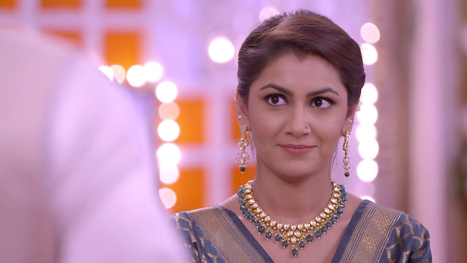 Sriti Jha Red Lehenga And Red Salwar And Dupatta Look Episode