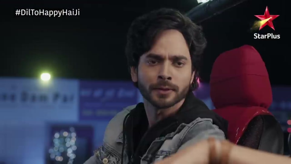 Ansh Bagri Jewellery Accessories From Promo Dil Toh Happy Hai Ji 2019 Celebrity Jewellery Charmboard It stars jasmin bhasin, ansh bagri, rohit purohit and aru krishansh verma. charmboard