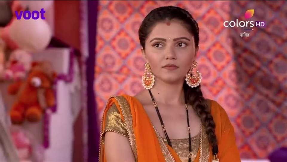 Celebrity Makeup Of Rubina Dilaik From Shakti Ek Astitva Ke Ehsaas Ki Episode 523 2018 Charmboard The photos from their wedding have begun doing the rounds on social media and they look like a summer dream. default