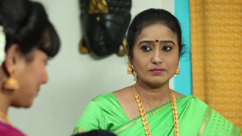 Actors Name Age Wiki Height Birth Place Career Details Yaarudi Nee Mohini Episode 305 2018 Charmboard Mohini on wn network delivers the latest videos and editable pages for news & events, including entertainment, music, sports, science and more, sign up and share your playlists. yaarudi nee mohini episode 305