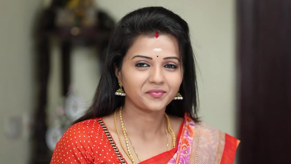 Krithika Laddu Celebrity Fashion Footwear In Outfit Name Charmboard Tamil tv serials, poove poochudava, zee tamil serials poove poochudavaa, zee tamil serials, zee tamil poovae poochuda vaa 16th november 2020 episode review/discussion save my name, email, and website in this browser for the next time i comment. charmboard