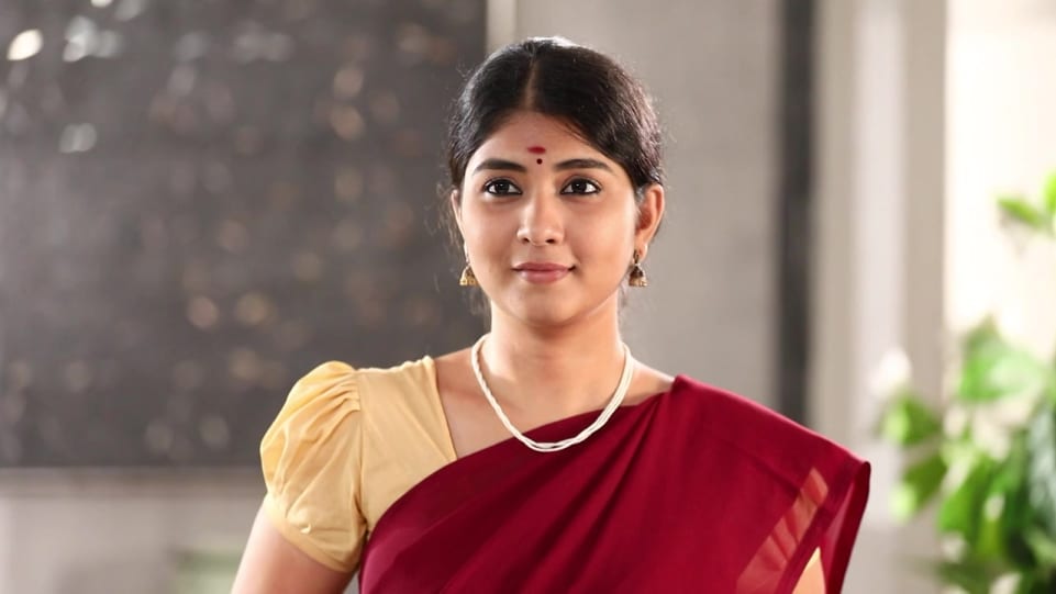 Actors Name Age Wiki Height Birth Place Career Details Azhagiya Tamil Magal Episode 252 2018 Charmboard Kaatrukkenna veli new serial actress navel promo la thoppul kathura serial nala kathuva pola. azhagiya tamil magal episode 252
