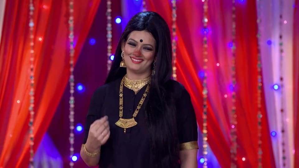 Actors Name Age Wiki Height Birth Place Career Details Bhabi Ji Ghar Par Hain Episode 948 2018 Charmboard Falguni rajani was born on 5 february 1980 in mumbai. charmboard