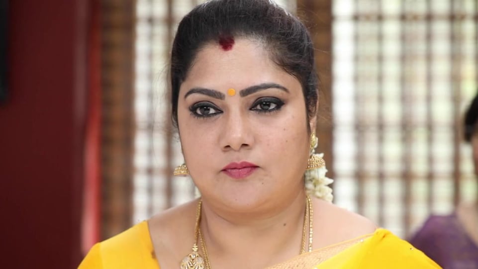 Actors Name Age Wiki Height Birth Place Career Details Poove Poochoodava Episode 436 2018 Charmboard Nammane yuvarani(ನಮ್ಮನೆ ಯುವರಾಣಿ) is an indian kannada language television drama that premiered on colors kannada on 14 january 2019. poove poochoodava episode 436