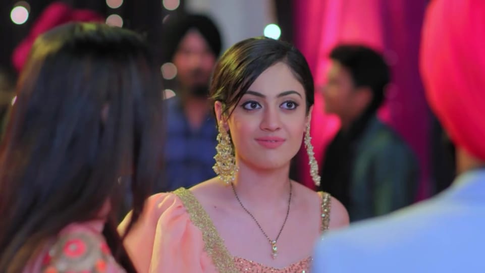 Aditi Sharma Celebrity Style In Kaleerein Episode 192 2018 From Episode 192 Charmboard Produced by nikhil and sohanna sinha, it starred arjit taneja and aditi sharma. chandbali