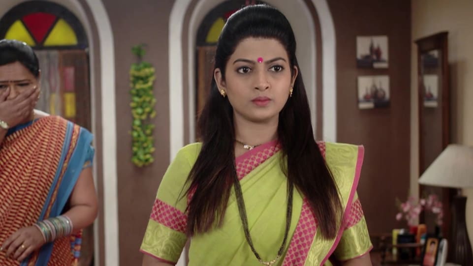 Dhanashri Kadgaonkar Celebrity Style In Tuzhat Jeev Rangala Episode 690 2018 From Episode 690 Charmboard Tujhyat jeev rangala राणादा नंदिताकडुन आबांचा पत्ता मिळवणार ! charmboard