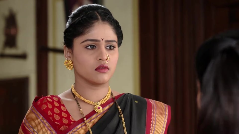 Akshaya Deodhar Celebrity Style In Tuzhat Jeev Rangala Episode 731 19 From Episode 731 Charmboard