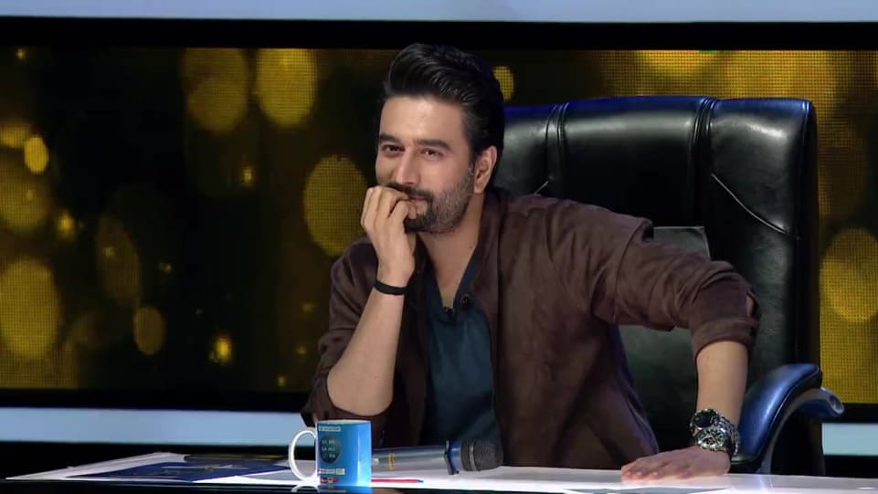 Shekhar Ravjiani In Black Jeans Outfit Celebrity Clothing Charmboard His birthday, what he did before fame, his family life, fun trivia facts, popularity rankings, and more. bracelet