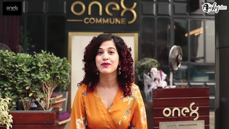 Kamiya Jani Celebrity Style In Sunday Brunch Curly Tales 2019 From Sunday Brunch Charmboard Award winning author bill condon author is back with with a laugh out loud boo. bra