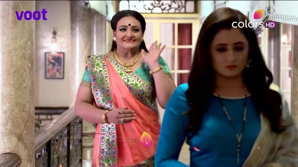 Rashami Desai In White Dupatta Outfit Celebrity Clothing Charmboard Parth's mother finds the truth. salwar suit