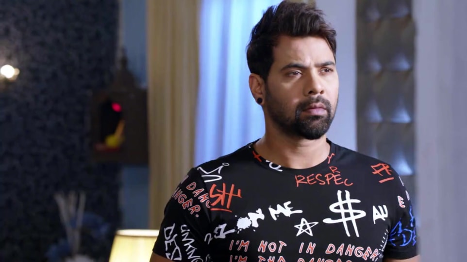 Shabbir Ahluwalia Celebrity Style In Kumkum Bhagya Episode 1266 2019 From Episode 1266 Charmboard She is currently 38 years old and her birth sign is gemini.