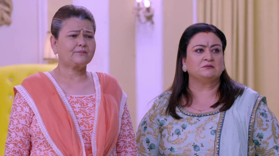 Zarina Roshan Khan Celebrity Style In Kumkum Bhagya Episode 1323 2019 From Episode 1323 Charmboard Zee5 official desi serials kumkum bhagya latest full episode in hd. nosepin