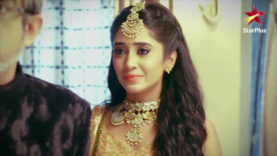 Community Wall Shivangi Joshi From Promo Yeh Rishta Kya Kehlata Hai 2019 Charmboard Recently, we saw the ganpati visarjan on the sets of 'ye rishta kya kehlata hai' where the main lead, naira aka shivangi joshi danced her heart out on the beats of dhol and even showed her dhol beating skills. charmboard
