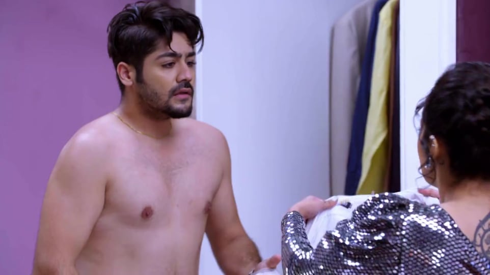 Abhishek Kapur Celebrity Style In Kundali Bhagya Episode 482 2019 From Episode 482 Charmboard Kapoor is the recipient of three filmfare awards — best male debut for ishq vishk (2003), best actor for haider (2014) and best actor (critics) for udta punjab (2016). formalshirts