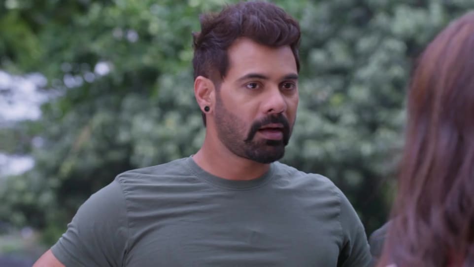 Shabbir Ahluwalia Celebrity Style In Kumkum Bhagya Episode 1388 2019 From Episode 1388 Charmboard She was also born in the year of the dog.