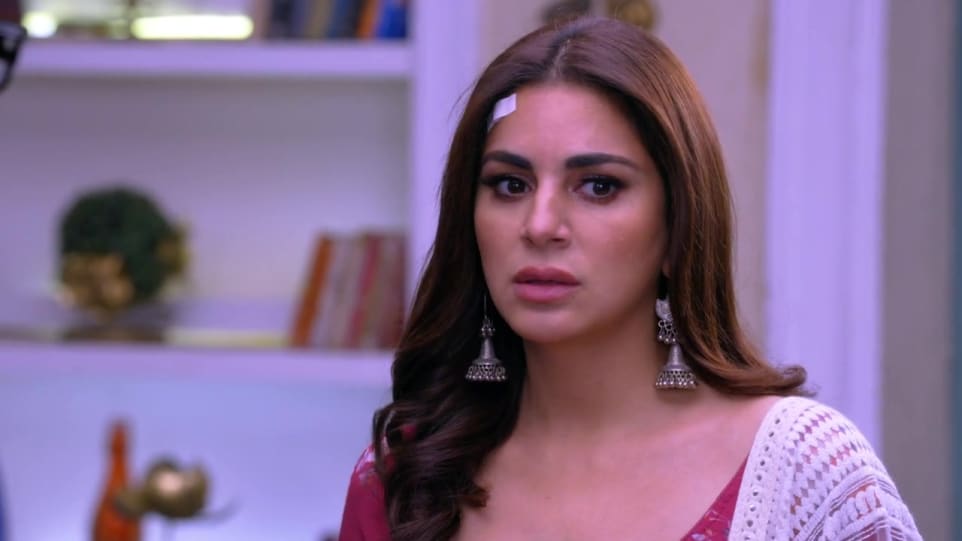 Shraddha Arya Celebrity Style In Kundali Bhagya Episode 530 19 From Episode 530 Charmboard