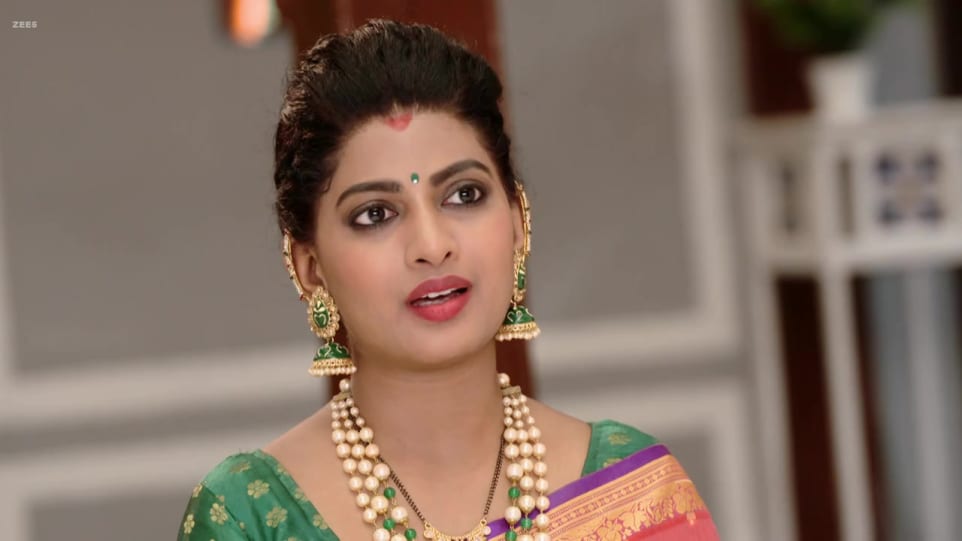 Dhanashri Kadgaonkar Celebrity Style In Tuzhat Jeev Rangala Episode 897 2019 From Episode 897 Charmboard Tujhyat jeev rangala is an indian romantic television serial airing on zee marathi which is produced by sobo films. heels