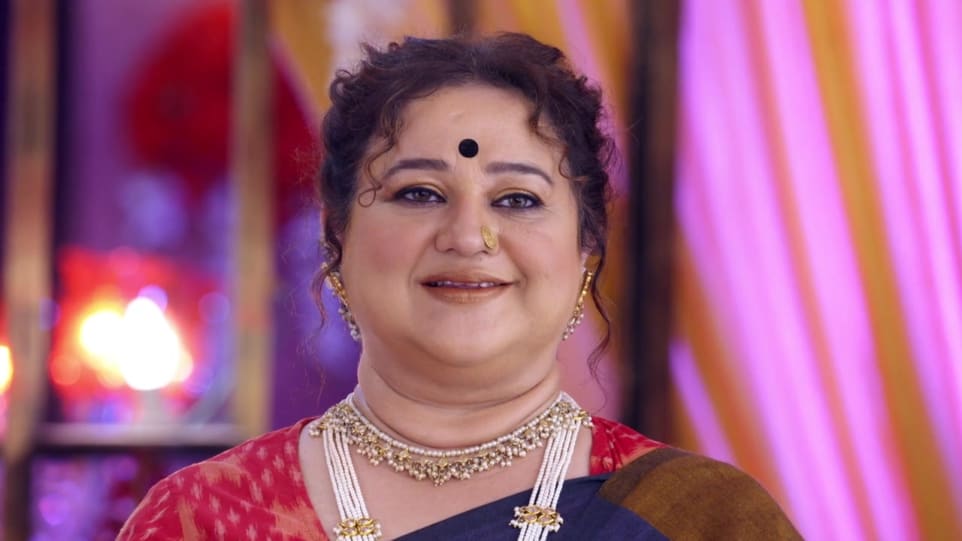 Celebrity Hairstyle Of Supriya Shukla From Kundali Bhagya Episode 572 2019 Charmboard The show had the biggest weekday launch since 2016 in india. charmboard