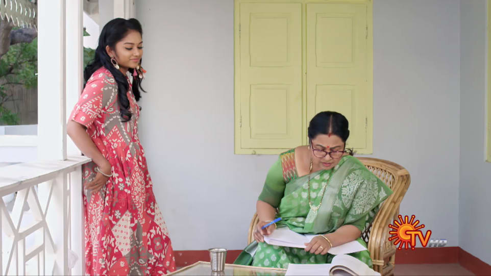 Preethi Sharma In White Trouser Outfit Celebrity Clothing Charmboard Chithi 2 serial dance performance chithi 2 serial tik tok dubsmash videos venba preethi sharma. kurta