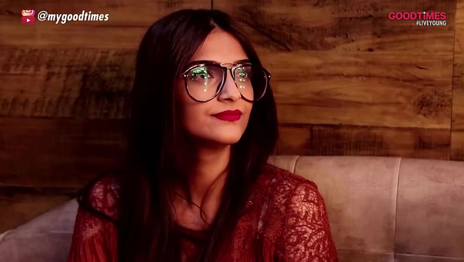 Get Sonam Kapoor Sleek Straight Hair Hairstyle In Goodtimes Style