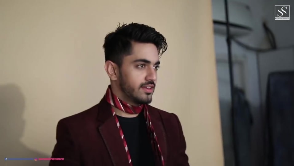 Zain Imam Celebrity Style In Sajid Shahid Photography Latest Photoshoot 2018 From Sajid Shahid Photography Charmboard Just a normal day good things come to those people who work their arsses off and never give up lazing around on a weekday #zain #zainimam. blazer