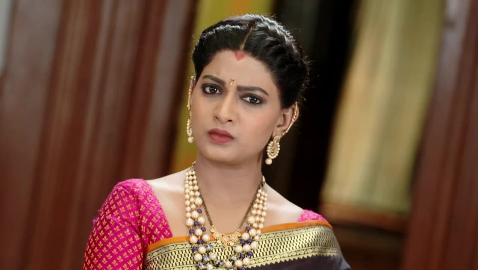 Dhanashri Kadgaonkar In Black Saree Outfit Celebrity Clothing Charmboard Drama serial tuzyat jeev rangala 2nd january 2021 video watch online. saree