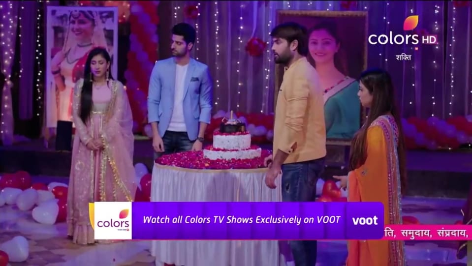 Hitanshu Jinsi Celebrity Style In Promo Shakti Astitva Ke Ehsaas Ki 2019 From Promo Charmboard Get schedule and best quality online streaming of all episodes, clips and videos of shakti for free at voot.