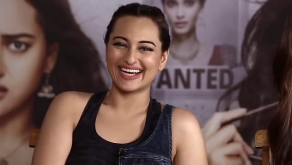 Sonakshi Sinha Celebrity Style In Sonakshi Sinha And Diana Penty In Exclusive Interview With Bollywood Hungama Happy Phirr Bhag Jayegi 2018 From Sonakshi Sinha And Diana Penty In Exclusive Int Charmboard Hungama, your #1 destination for the best videos from the world of entertainment. charmboard