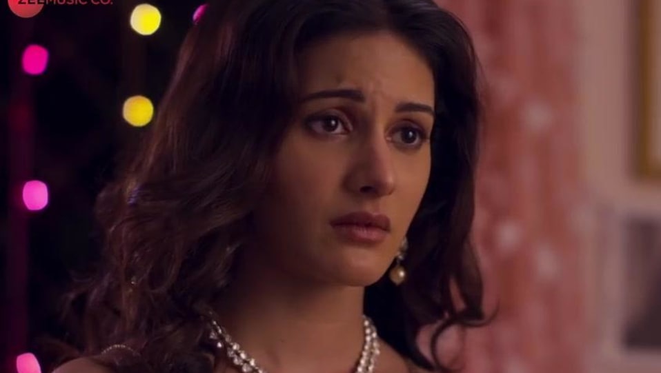 Actors Name Age Wiki Height Birth Place Career Details Kaala Doreya Kaalakaandi 2017 Charmboard Kaalakaandi is an indian movie which is directed and written by akshat verma. charmboard