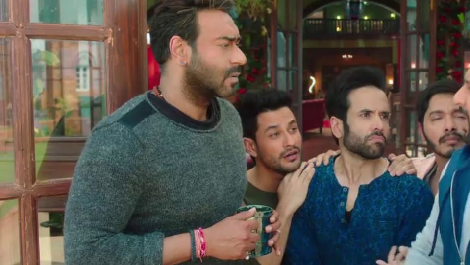 Ajay Devgan Jewellery Accessories From Maine Tujhko Dekha Golmaal Again 2017 Celebrity Jewellery Charmboard Maine tujhko dekha singers : charmboard