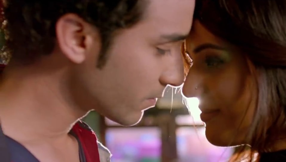 Raghav Juyal Jewellery Accessories From Official Trailer Nawabzaade 2018 Celebrity Jewellery Charmboard He was a dance india dance 3 nominee in 2012. casualshirts