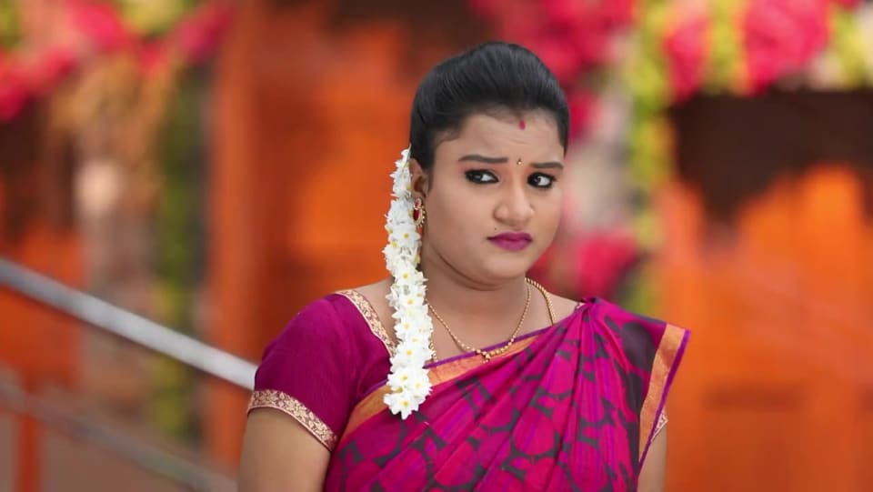 Jenifer Celebrity Style In Sembaruthi Episode 450 2019 From Episode 450 Charmboard Watch the latest episodes of popular zee tamil show, sembaruthi through yupptv. charmboard