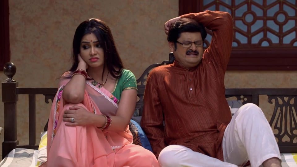 Celebrity Makeup Of Shubhangi Atre From Bhabi Ji Ghar Par Hain Episode 1156 2019 Charmboard Shubhangi atre hot saree caps from bhabhiji. bhabi ji ghar par hain episode 1156