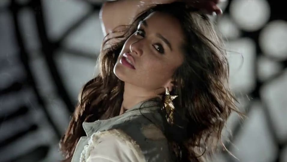 Shraddha Kapoor In Blue Vest Outfit Celebrity Clothing Charmboard Here comes the latest dance tutorial video. tops