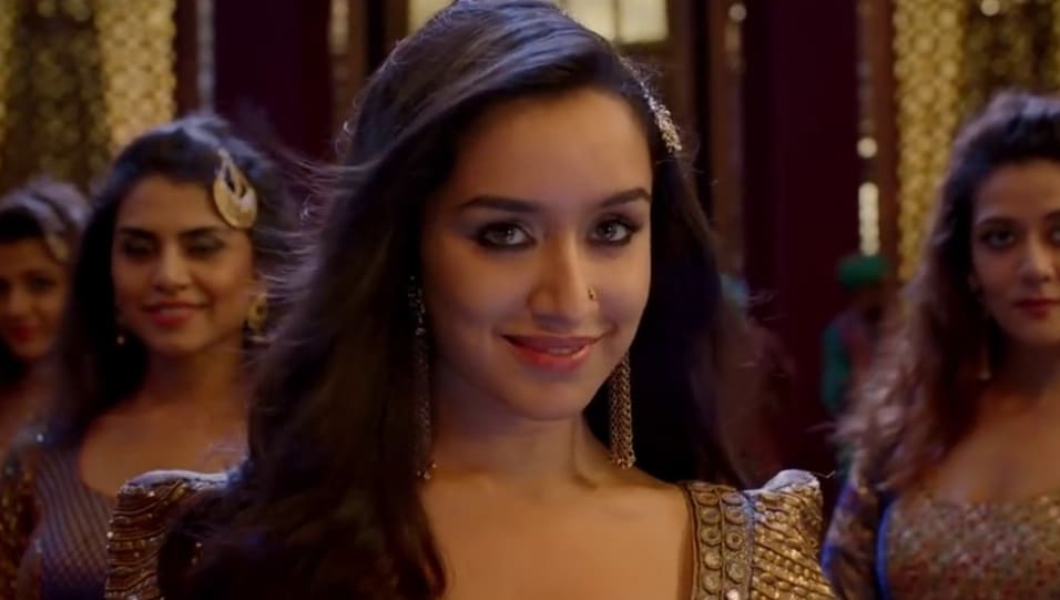 Shraddha Kapoor In Gold Blouse Outfit Celebrity Clothing Charmboard Milegi milegi, sabhi ko milegi everyone will meet her kabhi toh milegi, sabar mere yaar some time we will meet, have some patience, friends. blouse