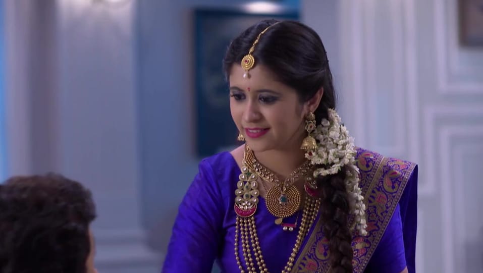 Gayatri Datar Jewellery Accessories From Tula Pahate Re Episode 137 19 Celebrity Jewellery Charmboard Gayatri Datar Jewellery Accessories From Tula Pahate Re Episode 137 19 Celebrity Jewellery Charmboard