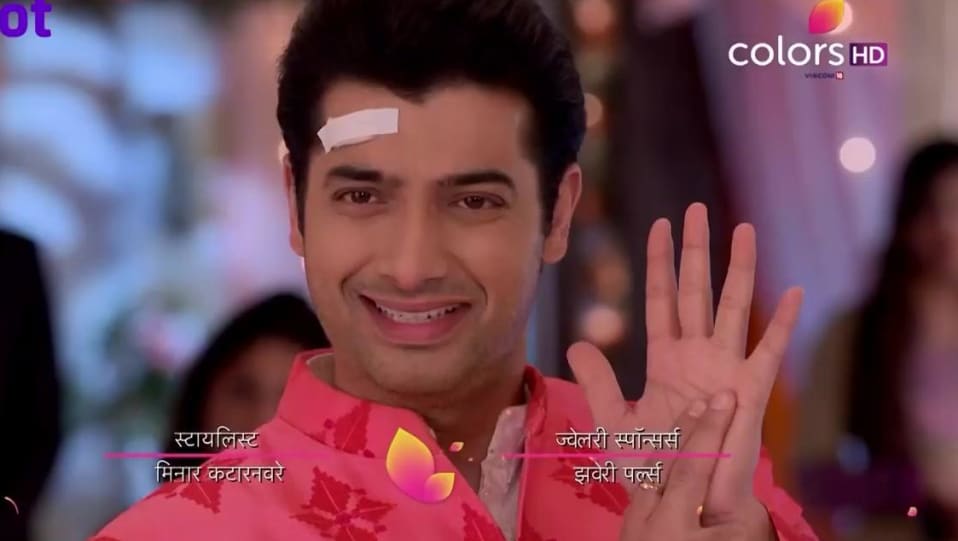 Sharad Malhotra Celebrity Style In Kasam Tere Pyaar Ki Episode 463 2017 From Episode 463 Charmboard Kratika sengar and sharad malhotra play the roles of tanu/tanuja and rishi respectively. watch