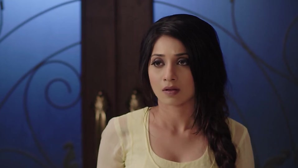 Get Vrushika Mehta Layered Medium Braids Hairstyle In Yeh Teri
