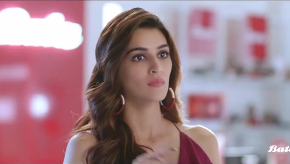 Kriti Sanon Celebrity Style In Aeroblu Footwear Ad Footwear Ad 2018 From Aeroblu Footwear Ad Charmboard Kriti sanon (born 27 july 1990) is an indian actress who appears predominantly in hindi films.