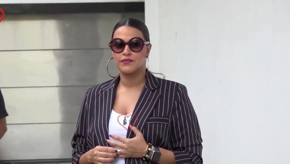 Neha Dhupia In Blue Blazer Outfit Celebrity Clothing Charmboard Catch katrina kaif get candid with neha dhupia about being a fitness freak, brad pitt, her dancing and discovering her true self on #nofilterneha season 3. charmboard