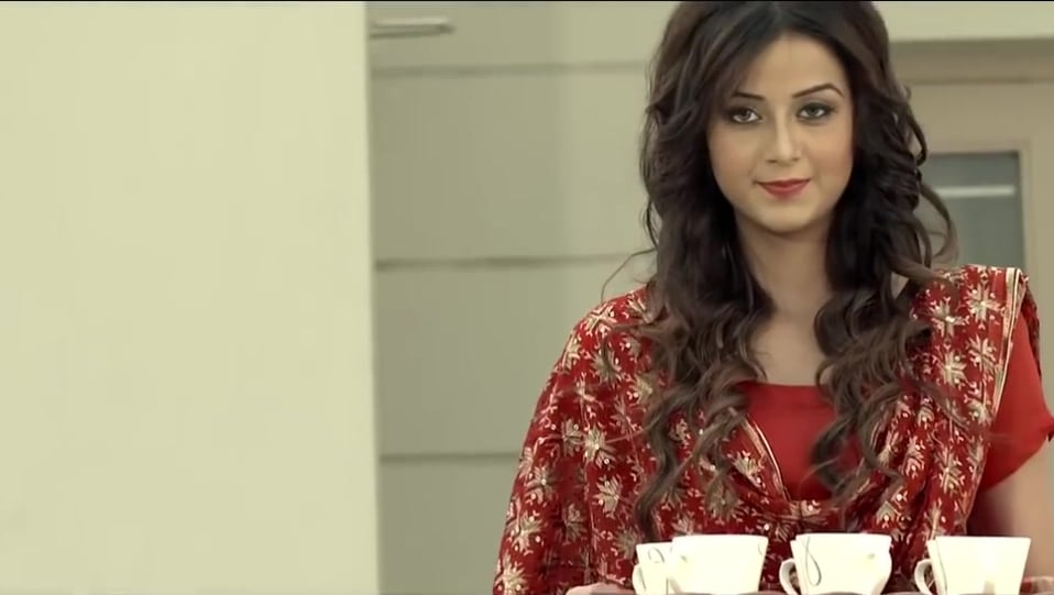 Actors Name Age Wiki Height Birth Place Career Details Laal Suit Wali Single 2017 Charmboard We have found the following website analyses that are related to lehenga song actress. laal suit wali single