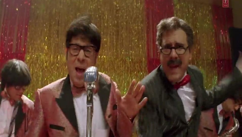 Actors Name Age Wiki Height Birth Place Career Details Gori Gori Main Hoon Na 2011 Charmboard Main hoon na (sad) song lyrics from main hoon na sung by abhijeet bhattacharya music directed by anu malik composed by anu malik and lyrics written by javed akhtar. gori gori main hoon na