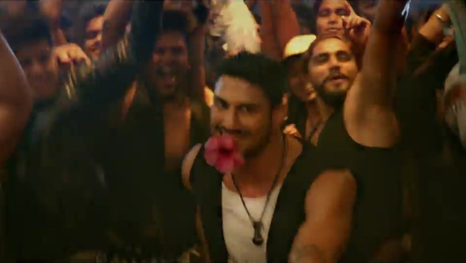 Prateik Babbar Celebrity Style In Ek Do Teen Baaghi 2 2018 From Ek Do Teen Charmboard But there was a time when he had to go to rehabilitation for four times. t shirt