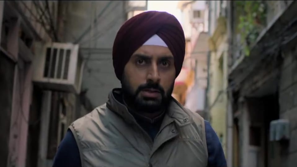 Abhishek Bachchan Celebrity Style In Official Trailer Manmarziyaan 2018 From Official Trailer Charmboard Вики каушал, абхишек баччан, абдул квадир амин и др. charmboard