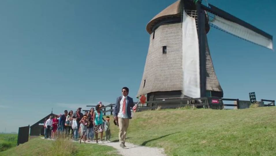 Actors Name Age Wiki Height Birth Place Career Details Jab Harry Met Sejal Official Trailer 2017 Charmboard Oh, the sweet ironies of life! charmboard