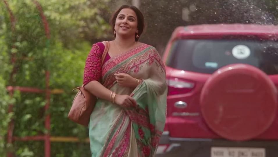 Vidya Balan Celebrity Style In Manva Likes To Fly Tumhari Sulu 2017 From Manva Likes To Fly Charmboard Indian saree collection is the best online saree shopping site, and our vast array of the collection makes us carve a discernable niche. saree