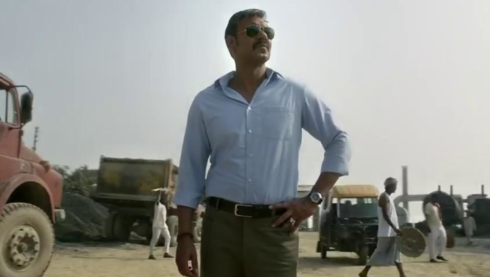 Ajay Devgan Celebrity Style In Raid Official Trailer 2018 From Official Trailer Charmboard Représentation de la commune dans les. shirt